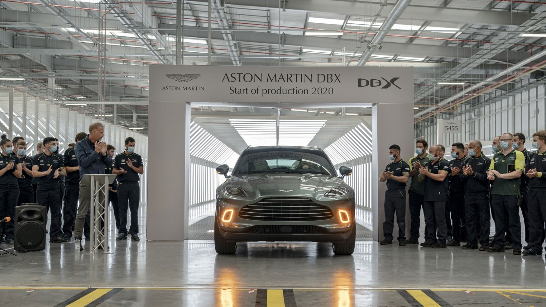 Le DBX est le SUV qui fait tout, à la manière d’Aston Martin